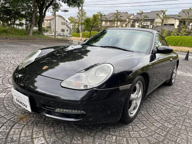 ９１１ ９１１カレラ　テイプトロニックＳ　本革シート　レッドキャリパー　バックモニター　ナビ付き（2枚目）