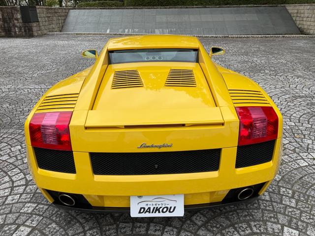 ランボルギーニ ガヤルド 正規D車 黒革イエローステッチ 電動