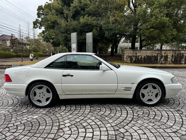 ＳＬ ＳＬ５００　正規Ｄ車・電動幌オープン・本革シート・ナビ・バックカメラ・スピード探知機・ドラレコ（22枚目）