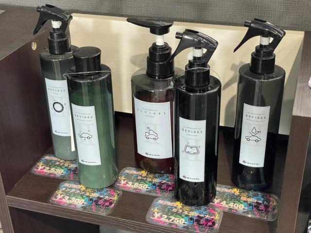 ノア Ｇ　ワンオーナー　ＫＵＨＬオリジナルＫＣＶ０２アルミ　ＫＲＵＩＳＥ９ｍｍオーバーフェンダー　インテックＬＥＤテールランプ　パノラミックビューモニター　ディスプレイオーディオＰｌｕｓ　快適利便パッケージ（72枚目）