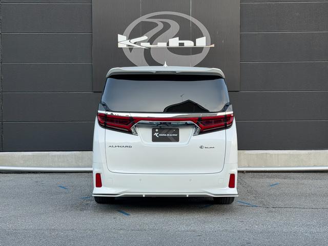 アルファード 2.5S タイプゴールドII KUHLフロントディフューザー サイドディフューザー リアディフューザー BLITZ車高調 VERZ20インチアルミホイール 純正フリップダウンモニター 前後ドラレコ クリスタルアイLEDテールランプ(7枚目)