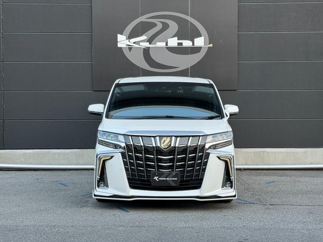 アルファード 2.5S タイプゴールドII KUHLフロントディフューザー サイドディフューザー リアディフューザー BLITZ車高調 VERZ20インチアルミホイール 純正フリップダウンモニター 前後ドラレコ クリスタルアイLEDテールランプ(11枚目)