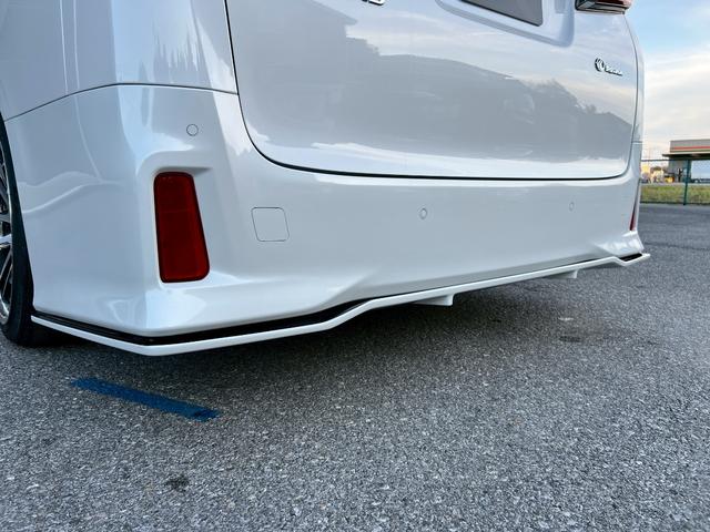アルファード 2.5S タイプゴールドII KUHLフロントディフューザー サイドディフューザー リアディフューザー BLITZ車高調 VERZ20インチアルミホイール 純正フリップダウンモニター 前後ドラレコ クリスタルアイLEDテールランプ(14枚目)