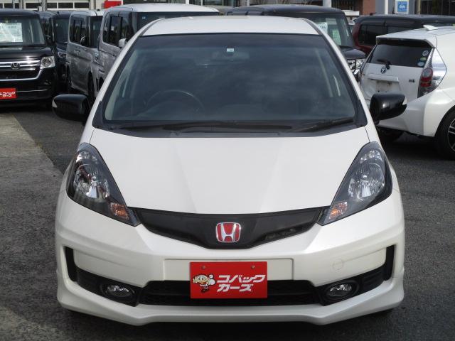 フィットハイブリッド ＲＳ　６速ＭＴ／禁煙／９型ナビＴＶ／バックカメラ／ＨＩＤ／ＥＴＣ／クルーズコントロール／スマートキー／ＤＶＤ再生／イモビライザー／オートライト（24枚目）