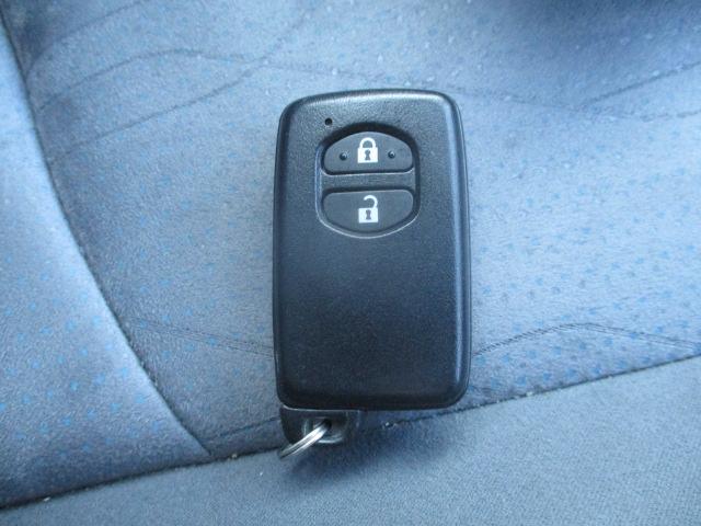 プリウスアルファ Ｇ　／禁煙／ナビＴＶ／Ｂｌｕｅｔｏｏｔｈ／１オーナー／ＬＥＤ／バックカメラ／ＥＴＣ／クルーズコントロール／スマートキー／イモビライザー（12枚目）