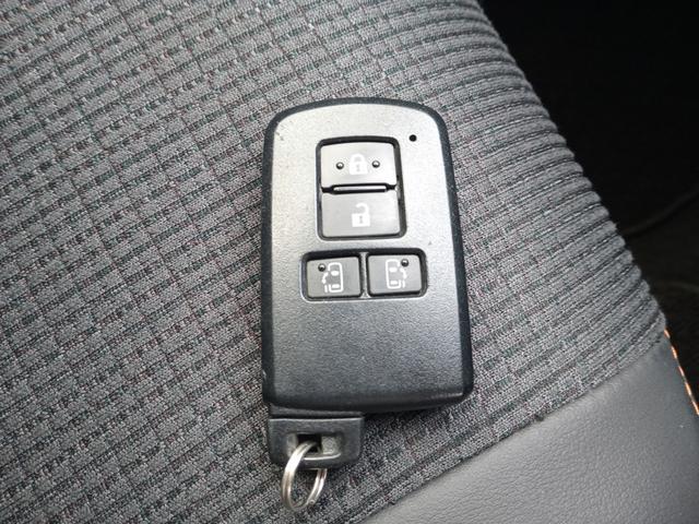 シエンタ Ｇ　クエロ　／フリップモニター／ナビＴＶ／両側電動スライド／黒半革／禁煙／Ｂｌｕｅｔｏｏｔｈ／ＬＥＤ／バックカメラ／ドライブレコーダー／ＥＴＣ（12枚目）