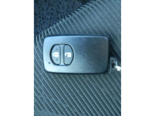 アクア Ｓスタイルブラック　／スマートキー／禁煙／ナビＴＶ／Ｂｌｕｅｔｏｏｔｈ／バックカメラ／衝突軽減ブレーキ／イモビライザー／オートマチックハイビーム（12枚目）