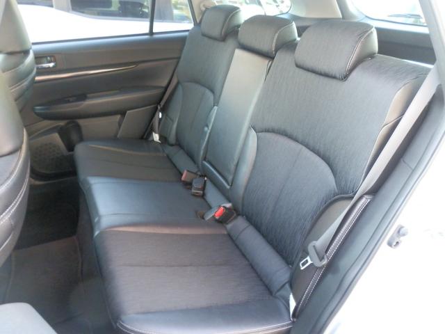 レガシィアウトバック ２．５ｉアイサイト　Ｓパッケージリミテッド　／禁煙／ナビＴＶ／Ｂｌｕｅｔｏｏｔｈ／バックカメラ／ＥＴＣ／衝突軽減ブレーキ／レーダークルーズ／スマートキー／ＤＶＤ再生／イモビライザー（10枚目）