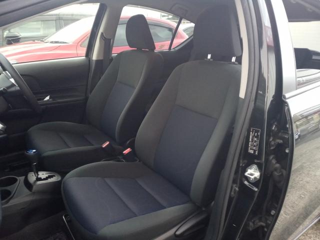 アクア S スマートキー/禁煙/ナビTV/Bluetooth/バックカメラ/ETC/プッシュスタート/オートライト/15インチアルミホイール(9枚目)