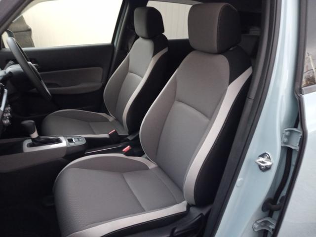 フィット e:HEVクロスター ツートン/禁煙/9型ナビTV/Bluetooth/LED/バックカメラ/ETC/衝突軽減ブレーキ/障害物センサ/レーダークルーズコントロール/スマートキー/プッシュスタート/(9枚目)