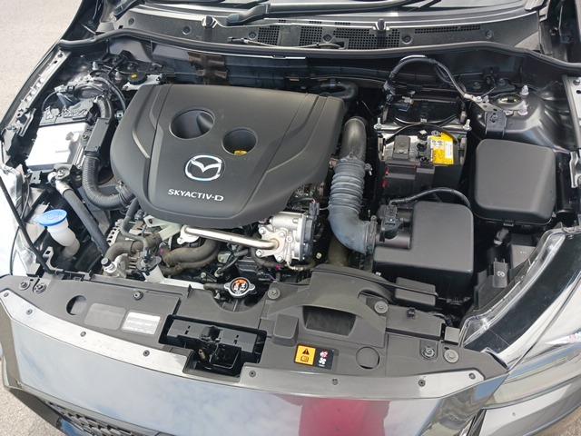 ＭＡＺＤＡ２ ＸＤスポルト＋　／黒半革／禁煙／ナビＴＶ／ＬＥＤ／全周囲カメラ／ＥＴＣ／衝突軽減ブレーキ／前席シートヒーター／レーダークルーズ／スマートキー／ＤＶＤ再生（17枚目）