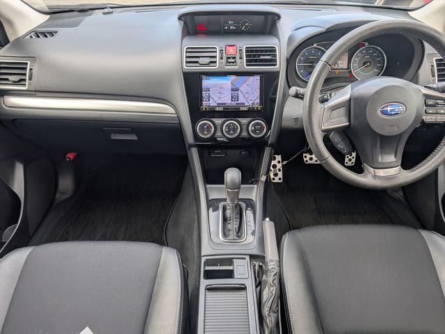 インプレッサG4 2.0i-Sアイサイト 4WD/黒半革/禁煙/ナビTV/Bluetooth/バックカメラ/HID/衝突軽減ブレーキ/レーダークルーズ/スマートキー/DVD再生(8枚目)