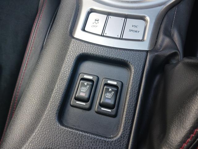 BRZ S 6速MT/黒半革/禁煙/ナビTV/Bluetooth/バックカメラ/HID/ETC/前席シートヒーター/スマートキー/DVD再(15枚目)