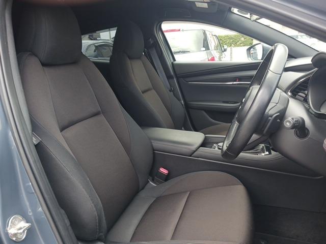 ＭＡＺＤＡ３ファストバック ２０Ｓプロアクティブ　ツーリングセレクション　４ＷＤ／（9枚目）