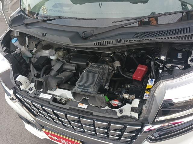 スペーシアカスタム ハイブリッドＸＳターボ　ツートン４ＷＤ／両側電動スライド／黒半革／禁煙／ナビＴＶ／Ｂｌｕｅｔｏｏｔｈ／ＬＥＤ／バックカメラ／ＥＴＣ／衝突軽減ブレーキ／前席シートヒーター（17枚目）