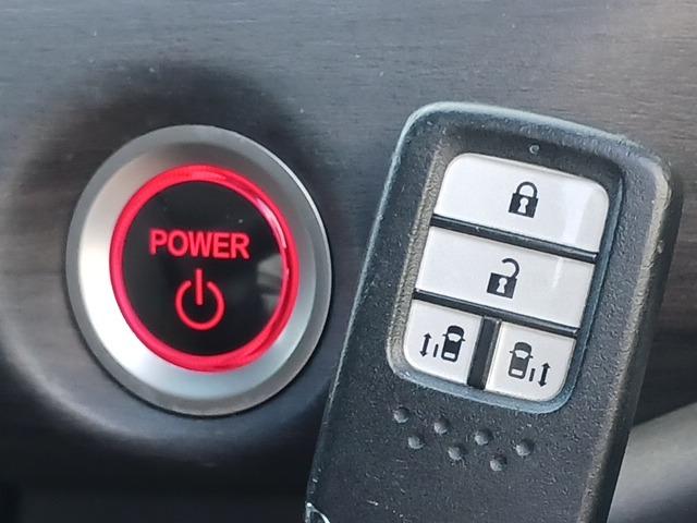 フリードハイブリッド ハイブリッド・Ｇホンダセンシング　／両側電動スライド／モデューロフルエアロ／黒半革／ナビＴＶ／Ｂｌｕｅｔｏｏｔｈ／後期／ＬＥＤ／バックカメラ／ＥＴＣ／衝突軽減ブレーキ（12枚目）