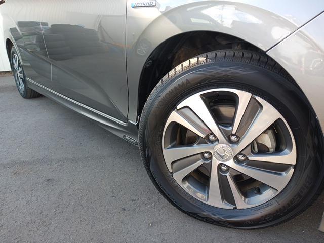 フリードハイブリッド ハイブリッド・Ｇホンダセンシング　／両側電動スライド／モデューロフルエアロ／黒半革／ナビＴＶ／Ｂｌｕｅｔｏｏｔｈ／後期／ＬＥＤ／バックカメラ／ＥＴＣ／衝突軽減ブレーキ（16枚目）