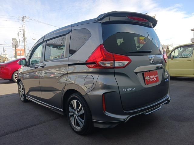 フリードハイブリッド ハイブリッド・Ｇホンダセンシング　／両側電動スライド／モデューロフルエアロ／黒半革／ナビＴＶ／Ｂｌｕｅｔｏｏｔｈ／後期／ＬＥＤ／バックカメラ／ＥＴＣ／衝突軽減ブレーキ（21枚目）