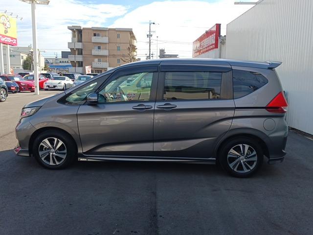 フリードハイブリッド ハイブリッド・Ｇホンダセンシング　／両側電動スライド／モデューロフルエアロ／黒半革／ナビＴＶ／Ｂｌｕｅｔｏｏｔｈ／後期／ＬＥＤ／バックカメラ／ＥＴＣ／衝突軽減ブレーキ（22枚目）