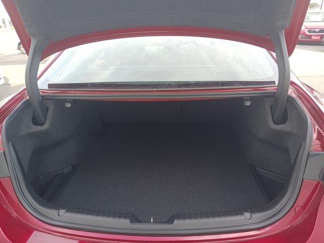 アテンザセダン ＸＤ　Ｌパッケージ　／黒革エアシート／禁煙／ナビＴＶ／Ｂｌｕｅｔｏｏｔｈ／後期／ＬＥＤ／全周囲カメラ／ＥＴＣ／衝突軽減ブレーキ／レーダークルーズ（14枚目）