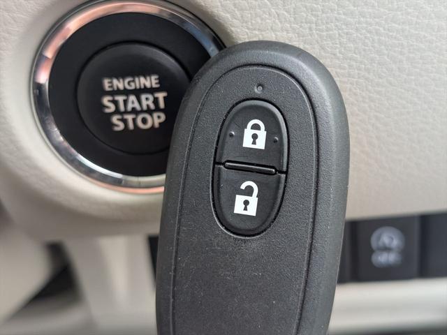 アルトラパンLC X ツートン/禁煙/ナビTV/Bluetooth/LED/衝突軽減ブレーキ/障害物センサ/前席シートヒータ/エネチャージ/オートライト(12枚目)