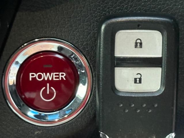 ヴェゼル ハイブリッドX /禁煙/ナビTV/Bluetooth/LED/バックカメラ/ETC/衝突軽減ブレーキ/前席シートヒーター/クルーズコントロール(12枚目)