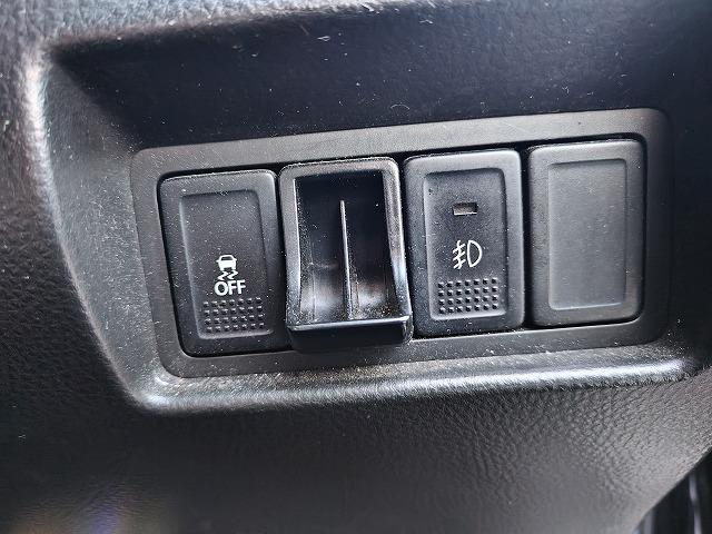 スイフトスポーツ ベースグレード 6速MT/LED/バックカメラ/クルーズコントロール/スマートキー/イモビライザー/オートライト/オートエアコン/ABS/横滑り防止装置(18枚目)