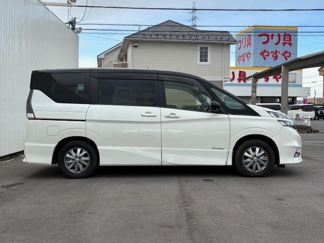 セレナ ｅ－パワー　ハイウェイスターＶ　ツートン／両側電動スライド／フリップダウンモニタ／禁煙／ナビＴＶ／Ｂｌｕｅｔｏｏｔｈ／ＬＥＤ／全周囲カメラ／デジタルインナーミラー（26枚目）