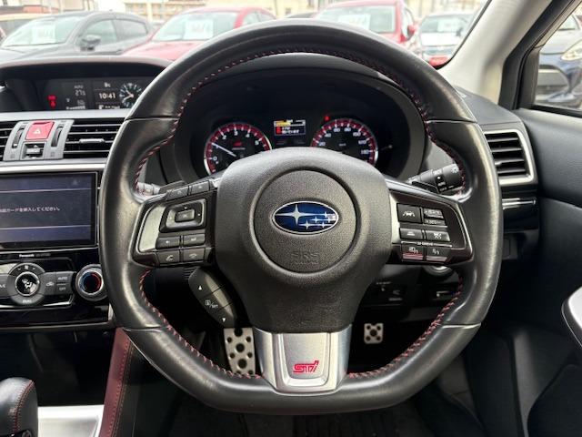 レヴォーグ ２．０ＳＴＩスポーツアイサイト　アドバンストセーフティＰＫＧ／４ＷＤ／禁煙／ナビＴＶ／Ｂｌｕｅｔｏｏｔｈ／ＬＥＤ／サンルーフ／バックカメラ／ＥＴＣ／前席シートヒータ／電動パーキング（18枚目）