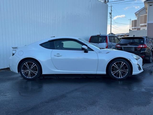 ���[�h�X�^�[�E�A�N�A�E�R�y���E�G�u���B�E�X�e�b�v���S���E�r�U�U�O�E�Z���i�E�n�X���[���l�C�Ԏ�����X���ג��B