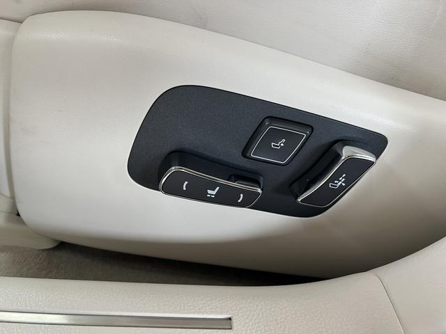 ＬＳ ＬＳ４６０　バージョンＣ　クリアランスソナー　オートクルーズコントロール　バックカメラ　ナビ　アルミホイール　オートライト　ＨＩＤ　ＡＴ　シートヒーター　シートエアコン　スマートキー　電動格納ミラー　盗難防止システム（32枚目）