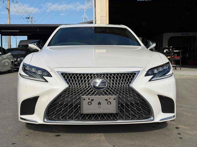 ＬＳ ＬＳ５００ｈ　Ｉパッケージ　４ＷＤ　クリアランスソナー　オートクルーズコントロール　衝突被害軽減システム　ナビ　アルミホイール　オートライト　ＬＥＤヘッドランプ　サンルーフ　ＣＶＴ　スマートキー　電動格納ミラー　盗難防止システム（2枚目）