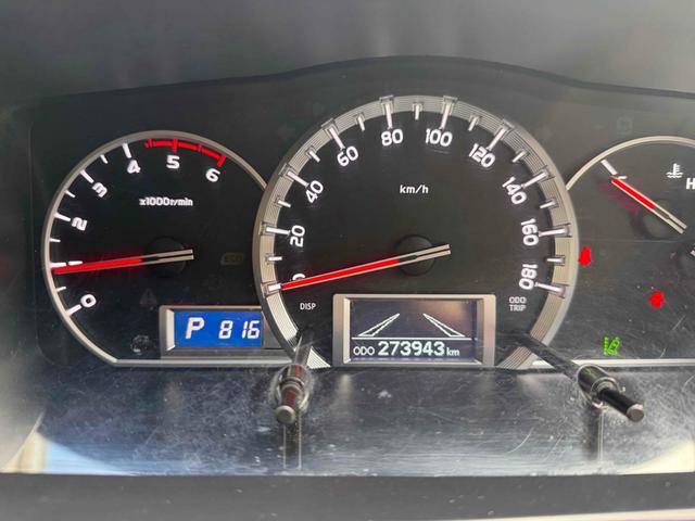 ハイエースバン スーパーＧＬ　ダークプライム　バックカメラ　レーンアシスト　両側スライドドア　オートマチックハイビーム　オートライト　スマートキー　電動格納ミラー　ＣＶＴ　エアコン　パワーウィンドウ　４ＷＤ（18枚目）