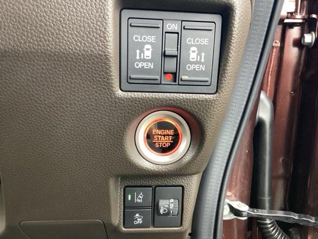 N-BOX L・ターボ ターボ車 ホンダセンシング ホンダ純正7インチインターナビ Bluetooth 地デジ対応 DVDビデオ バックカメラ 電子パーキングブレーキ LEDヘッドライト 両側電動スライドドア ETC(16枚目)