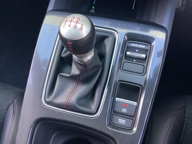 シビック ＲＳ　登録済未使用車　６速マニュアルミッション　ホンダコネクトディスプレイ　Ｂｌｕｅｔｏｏｔｈ　バックカメラ　電子パーキングブレーキ　ＬＥＤヘッドライト　パーキングセンサー　アルミホイール　シートヒーター（21枚目）