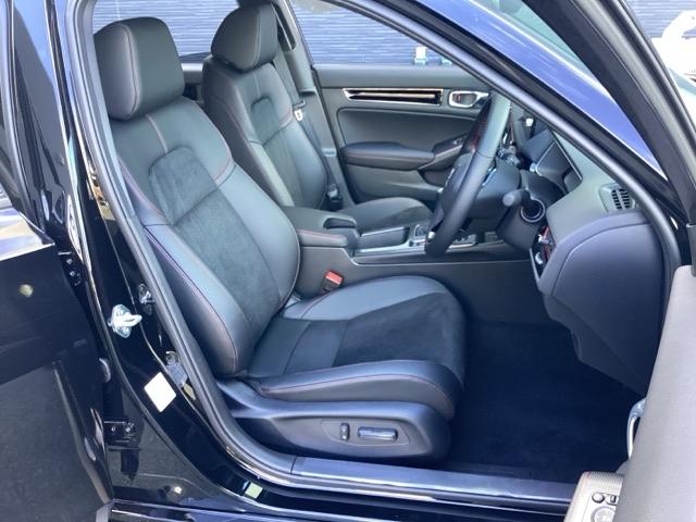 シビック ＲＳ　登録済未使用車　６速マニュアルミッション　ホンダコネクトディスプレイ　Ｂｌｕｅｔｏｏｔｈ　バックカメラ　電子パーキングブレーキ　ＬＥＤヘッドライト　パーキングセンサー　アルミホイール　シートヒーター（24枚目）
