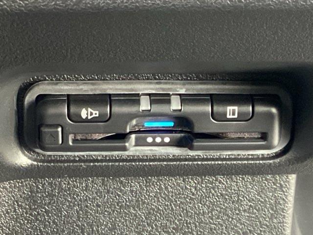 N-BOXカスタム ベースグレード ホンダ純正9インチインターナビ Bluetooth 地デジ DVDビデオ パーキングセンサー バックカメラ アルミホイール ホンダセンシング ホンダコネクト ドライブレコーダー 両側電動スライドドア(33枚目)