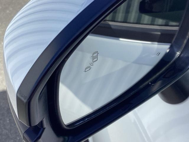 ZR-V Z コネクトディスプレイ Bluetooth マルチビューカメラ パーキングセンサー パワーテールゲート ブラインドスポットインフォメーション シートヒーター スマートキー ドライブレコーダー 地デジ対応(20枚目)