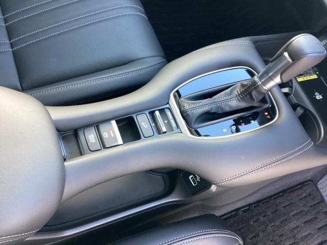 ZR-V Z コネクトディスプレイ Bluetooth マルチビューカメラ パーキングセンサー パワーテールゲート ブラインドスポットインフォメーション シートヒーター スマートキー ドライブレコーダー 地デジ対応(24枚目)