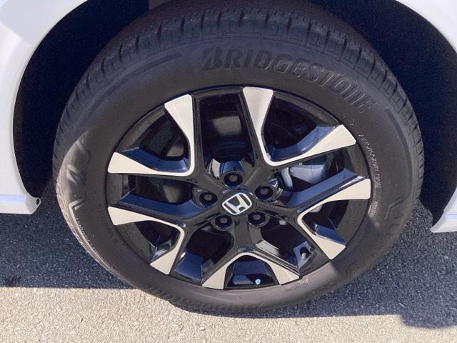 ZR-V Z コネクトディスプレイ Bluetooth マルチビューカメラ パーキングセンサー パワーテールゲート ブラインドスポットインフォメーション シートヒーター スマートキー ドライブレコーダー 地デジ対応(34枚目)