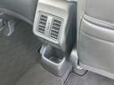 後席用のエアコンの送風口が装備されてますよ（＾＾♪
