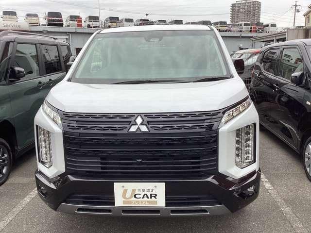 デリカＤ：５ シャモニー　１１型ナビ・フルセグＴＶ・全周囲カメラ　アイドリングＳ　アクティブクルーズコントロール　イモビ　衝突被害軽減装置　Ｂモニター　１オーナー　サイドカメラ　助手席エアバッグ　地デジＴＶ　電動リアゲート（14枚目）