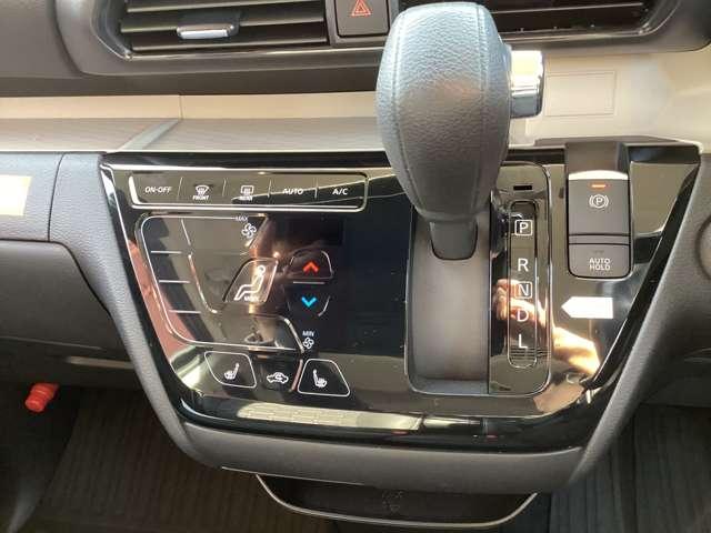 デリカミニ G プレミアム 9型ナビ・フルセグTV・全周囲カメラ 1オーナー LED Aクルコン シートヒーター ETC ベンチシート エアコン コーナーセンサー パワステ アルミホイール キーレスエントリー エアバッグ 禁煙車(10枚目)