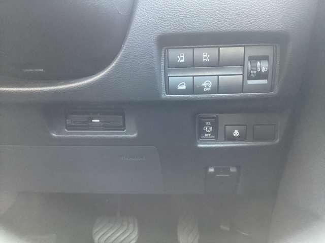 デリカミニ G プレミアム 9型ナビ・フルセグTV・全周囲カメラ 1オーナー LED Aクルコン シートヒーター ETC ベンチシート エアコン コーナーセンサー パワステ アルミホイール キーレスエントリー エアバッグ 禁煙車(11枚目)