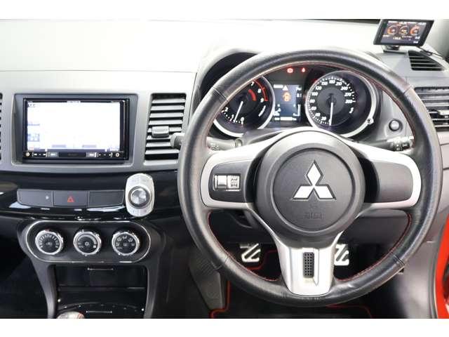 �犪���n���h���ő��쐫�͗ǍD�B��ɐG�����̂Ȃ̂ŏ㎿�ȑf�ނ�I�т����Ƃ���ł���