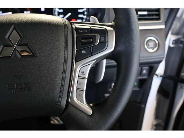 デリカＤ：５ シャモニー　１１型ナビ・フルセグＴＶ・バックカメラ　アイドリングＳ　アクティブクルーズコントロール　イモビ　衝突被害軽減装置　Ｂモニター　１オーナー　助手席エアバッグ　地デジＴＶ　電動リアゲート　４ＷＤ　記録簿（11枚目）