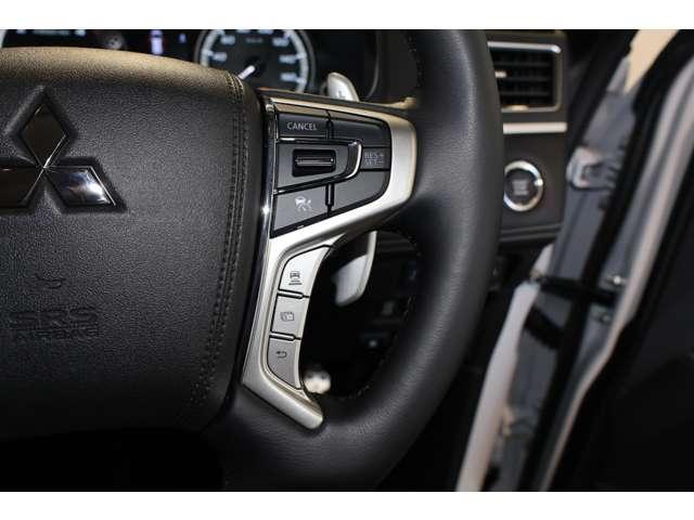 デリカＤ：５ シャモニー　１１型ナビ・フルセグＴＶ・バックカメラ　アイドリングＳ　アクティブクルーズコントロール　イモビ　衝突被害軽減装置　Ｂモニター　１オーナー　助手席エアバッグ　地デジＴＶ　電動リアゲート　４ＷＤ　記録簿（11枚目）