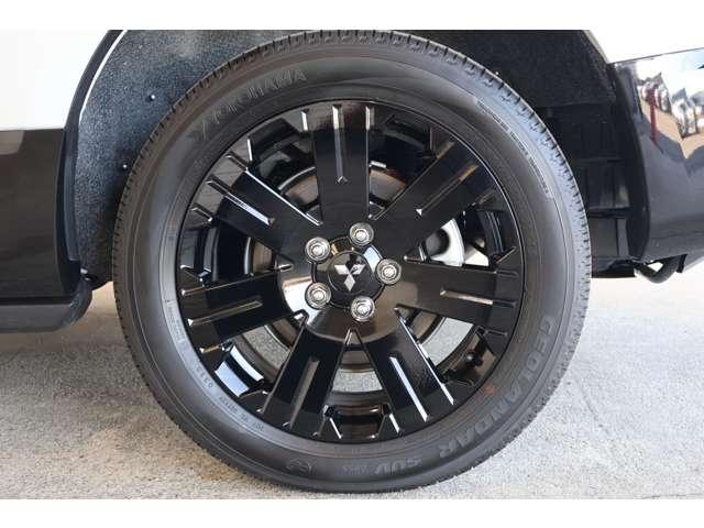 デリカＤ：５ シャモニー　１１型ナビ・フルセグＴＶ・バックカメラ　アイドリングＳ　アクティブクルーズコントロール　イモビ　衝突被害軽減装置　Ｂモニター　１オーナー　助手席エアバッグ　地デジＴＶ　電動リアゲート　４ＷＤ　記録簿（13枚目）