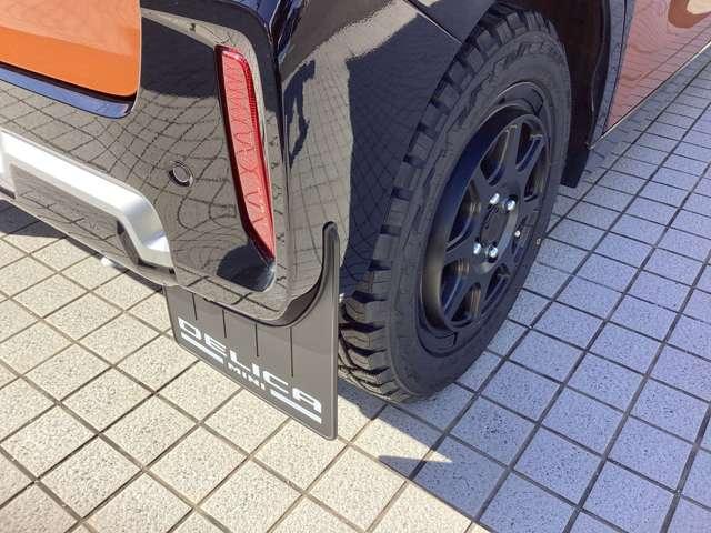 デリカミニ Ｇ　プレミアム　９型ナビ・フルセグＴＶ・全周囲カメラ　１オーナー　ＬＥＤ　Ａクルコン　シートヒーター　ＥＴＣ　ベンチシート　エアコン　コーナーセンサー　パワステ　アルミホイール　キーレスエントリー　エアバッグ　禁煙車（9枚目）