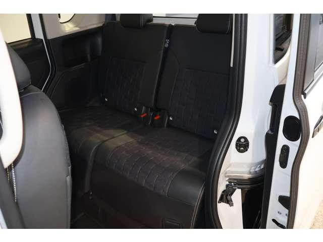 デリカミニ Ｔ　プレミアム　９型ナビ　地デジＴＶ　全方位カメラ　衝突軽減装置　ターボエンジン　記録簿付　ナビＴＶ　寒冷地　パワステ　フルタイム４ＷＤ　エアバッグ　ＬＥＤヘッド　ＥＳＣ　サイドカメラ　クルコン　インテリキー　ＡＢＳ（5枚目）